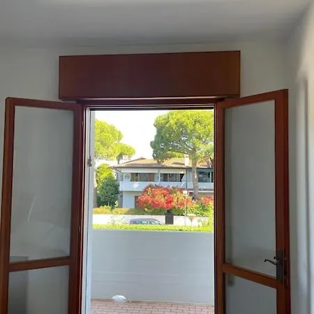 Apartman With Pool In Cavalino Jesolo